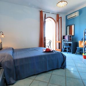 Camera familiare con letto king size